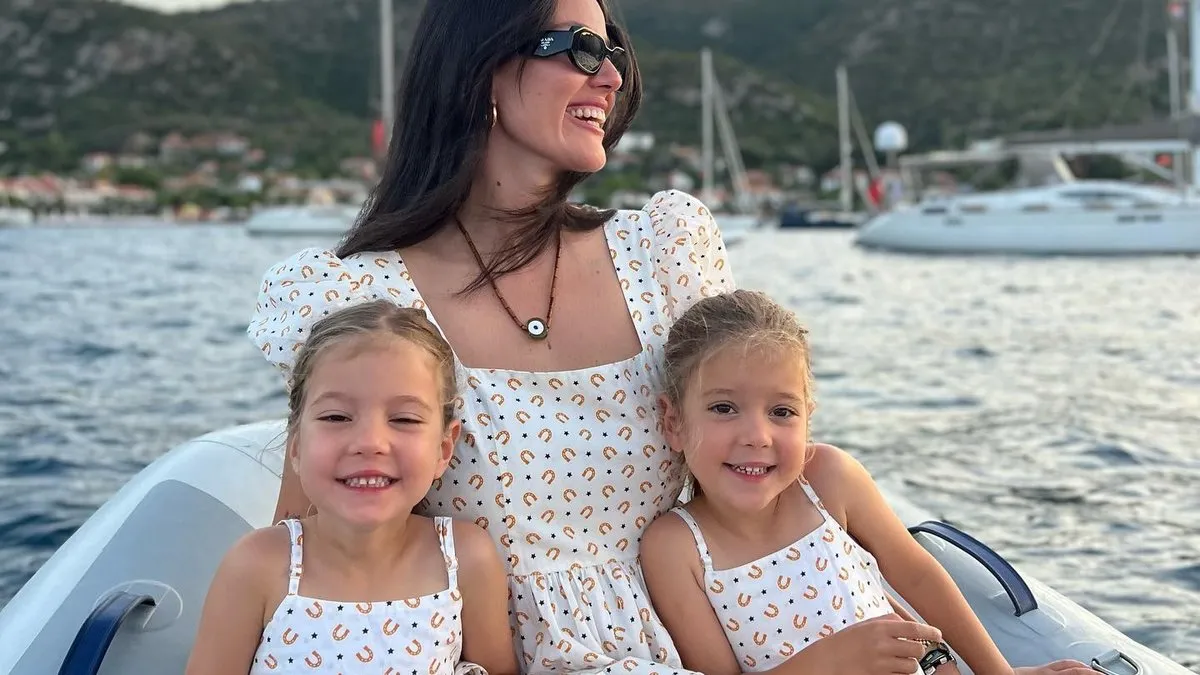 Pelin Akil’den şaşırtan hamilelik itirafı! “Beton yalayanlar da var, toprak yiyenler de, ama ben…”