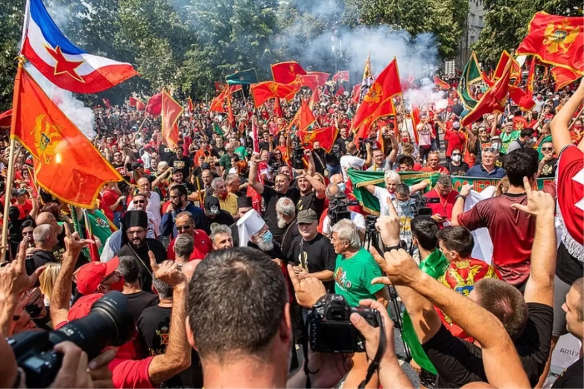 Cetinje’deki Silahlı Saldırıya Tepki: Gösteriler Düzenlendi