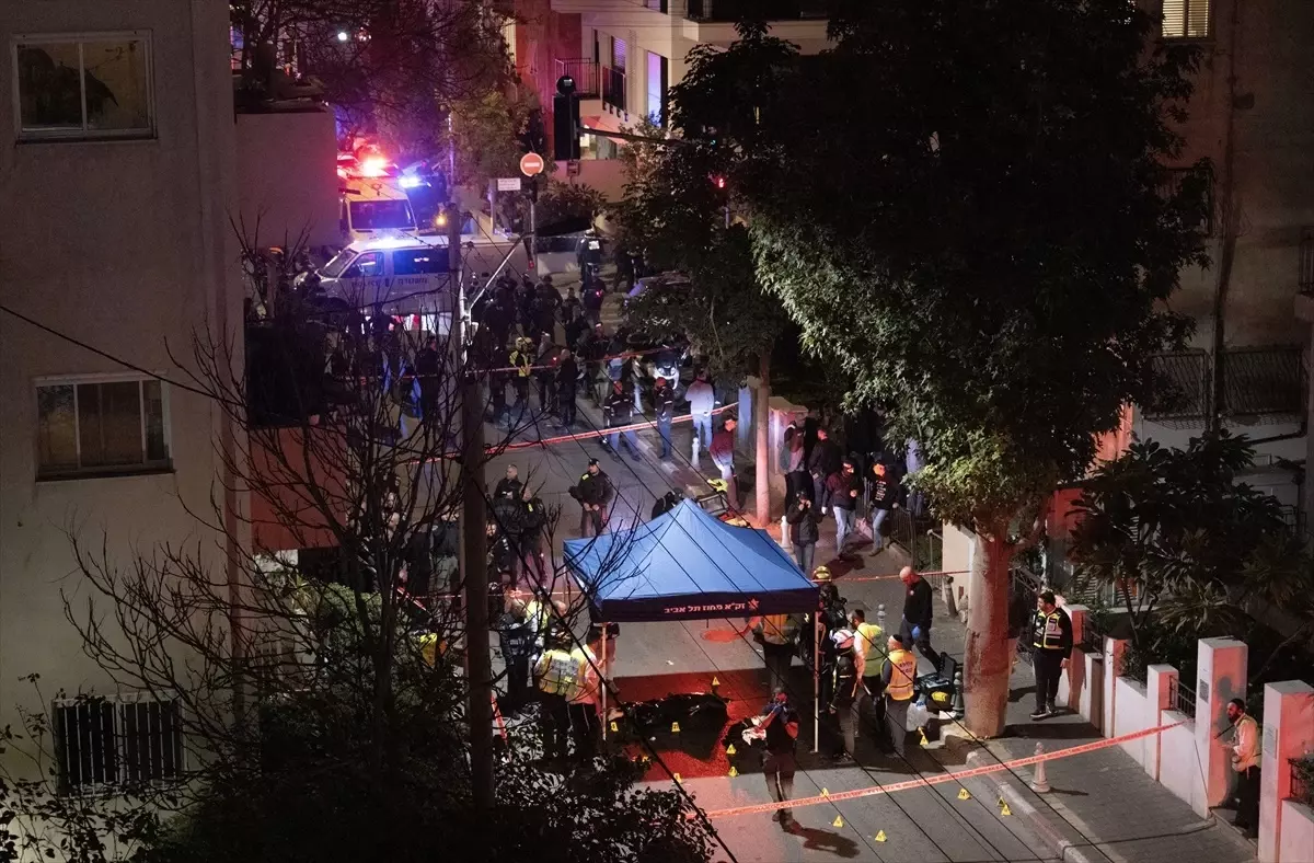 Tel Aviv’de Bıçaklı Saldırı: 4 Yaralı