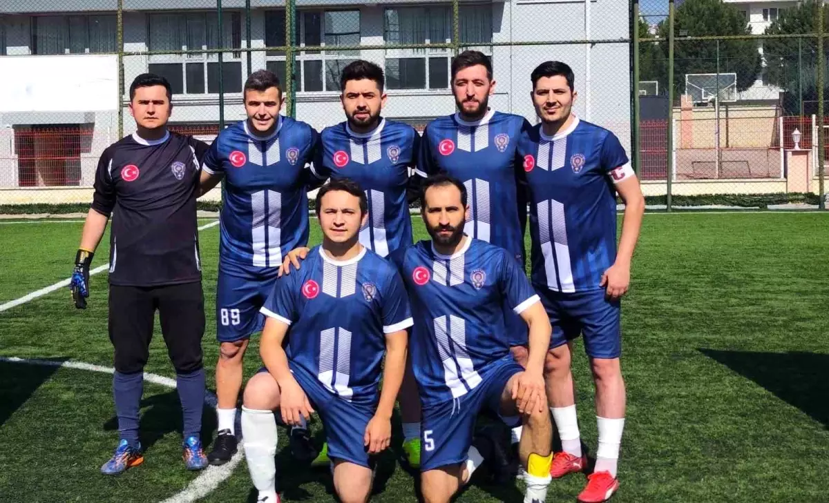 Bilecik Emniyeti Futbol Takımı Bir Üst Tura Yükseldi