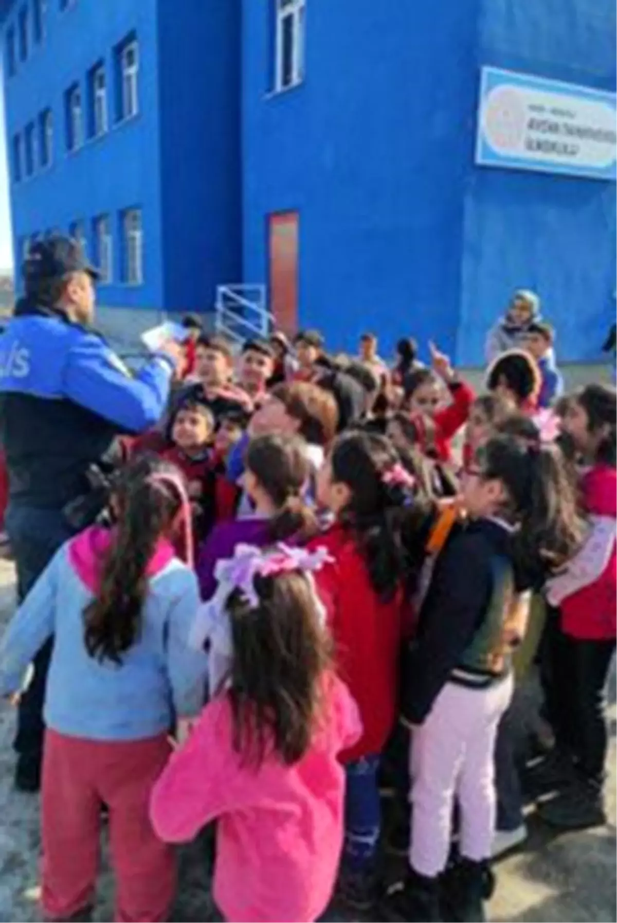 Kars’ta Öğrencilere Güvenlik Semineri