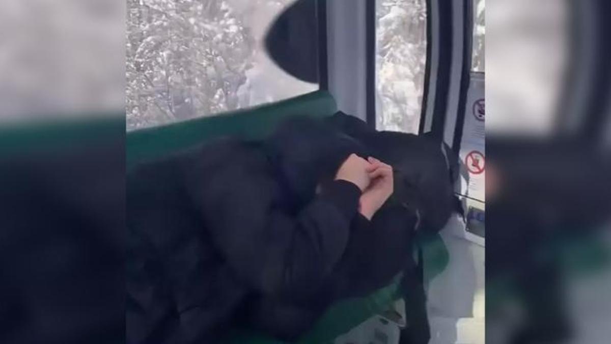 Uludağ’da teleferikte mahsur kalan tatilciler kurtarıldı