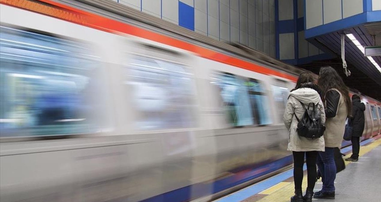 İstanbul’da bazı metro hatlarında seferleri uzatıldı
