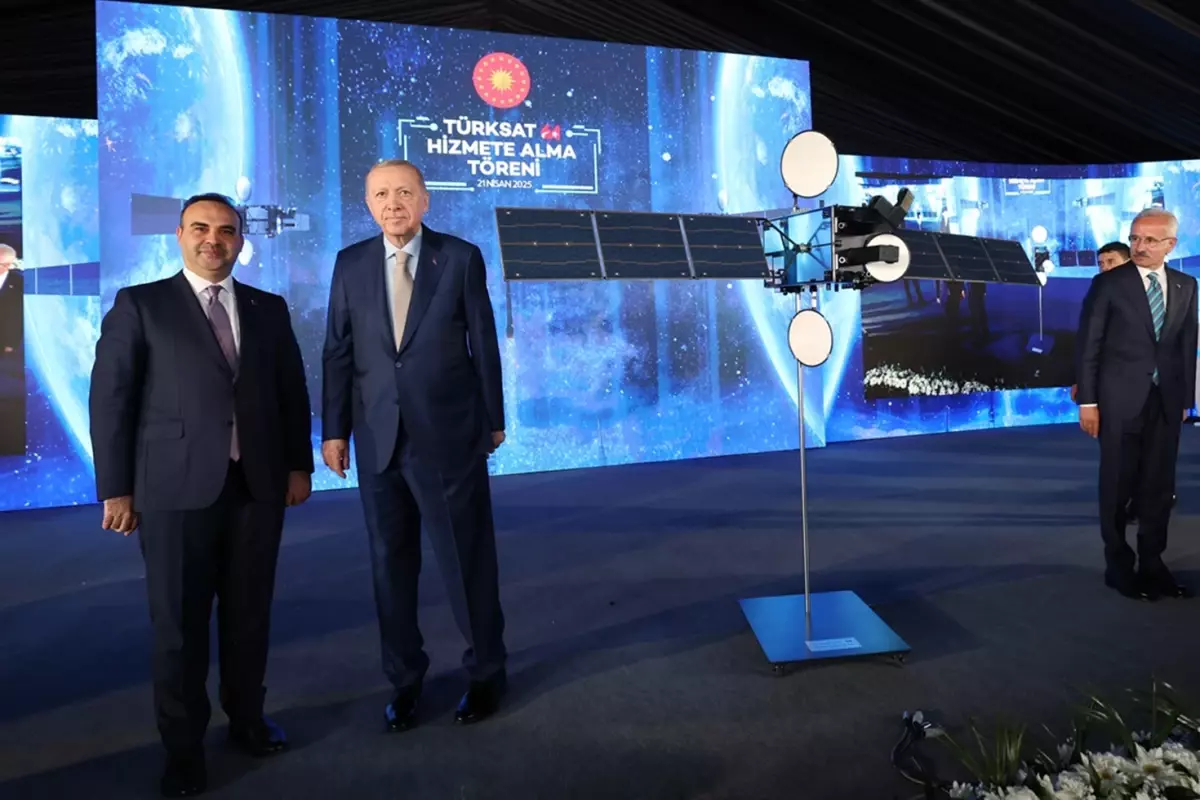 Cumhurbaşkanı Erdoğan’ı şaşırtan hediye! Görevli bile taşımakta zorlandı