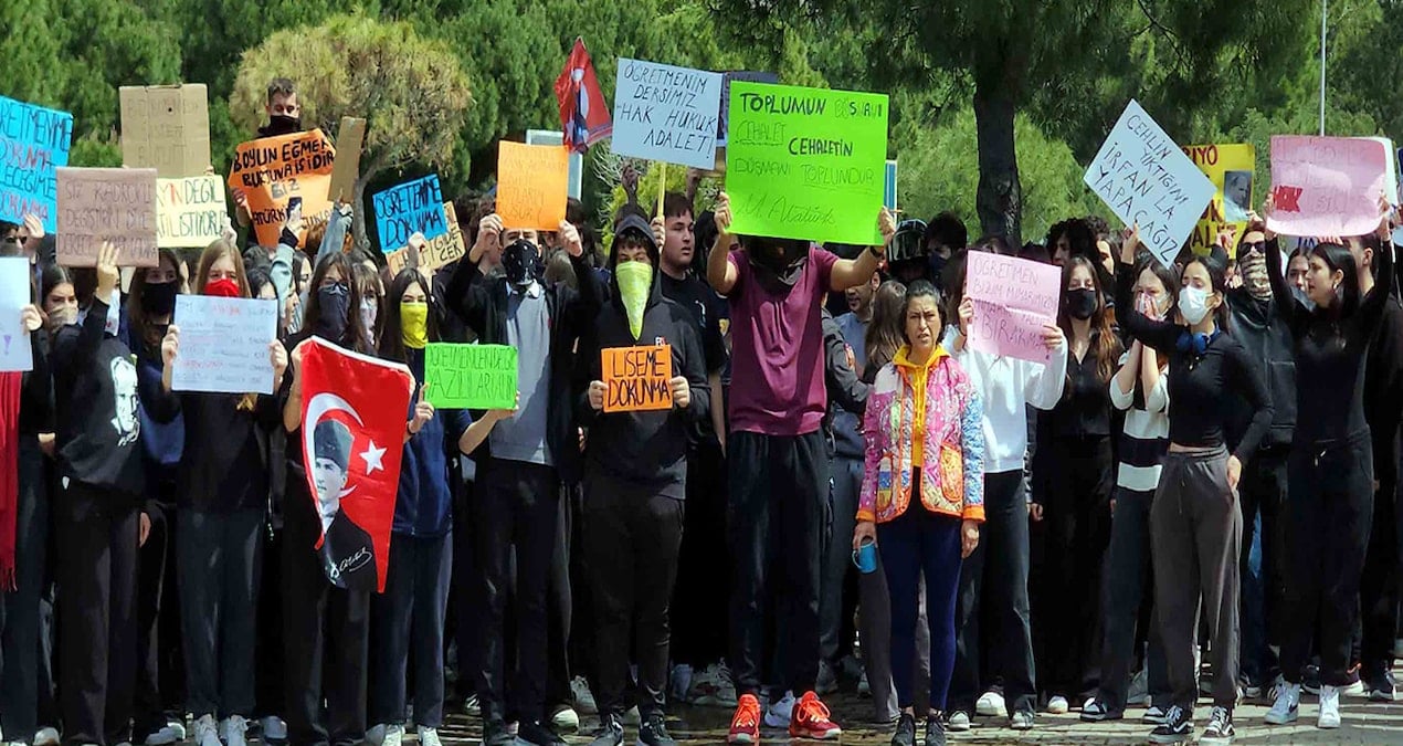 Liselilerin Bodrum’daki eyleminde gerilim